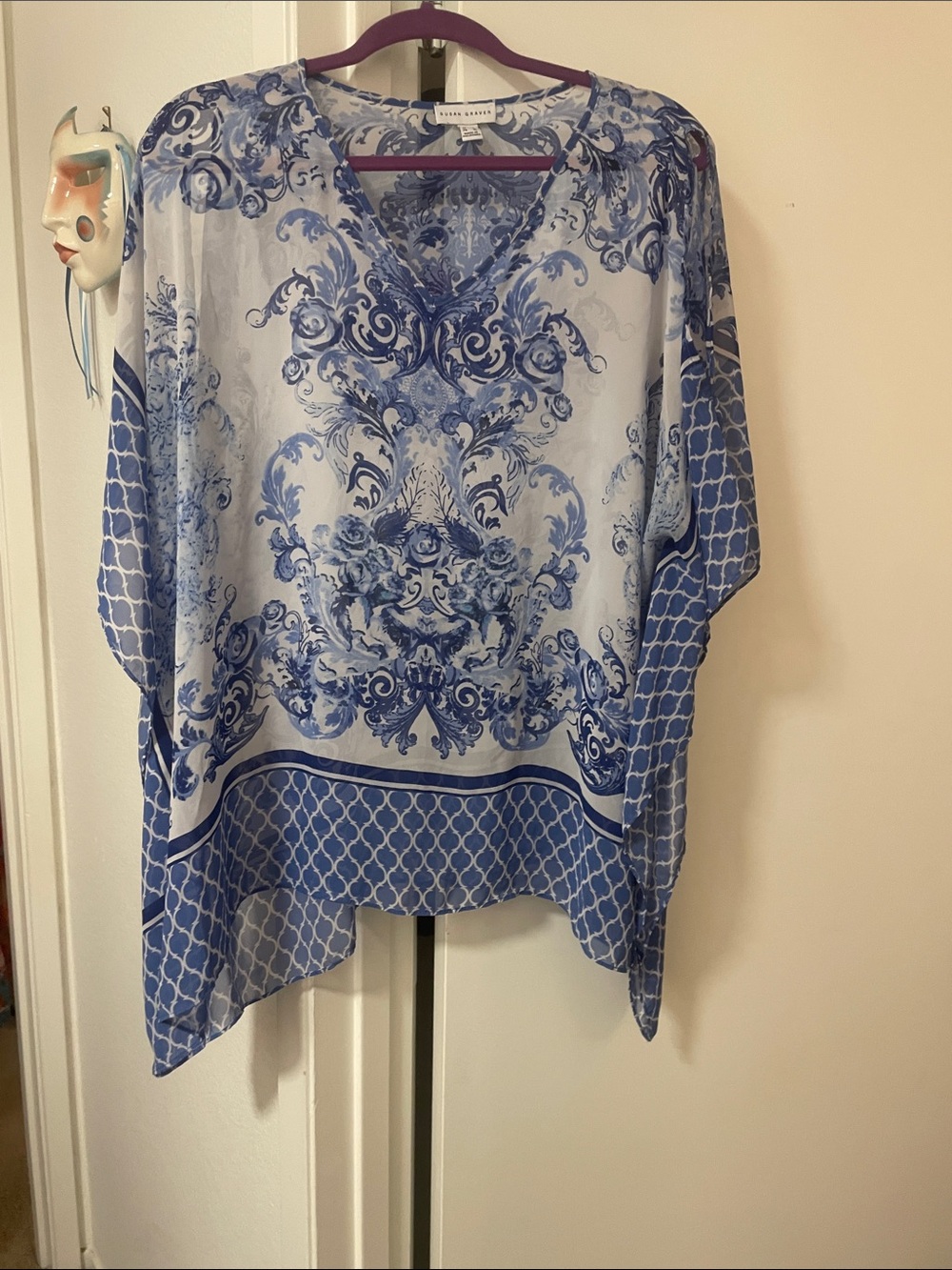 Pretty Susan Graver  Blue and White V-Neck Sheer Tunic Large